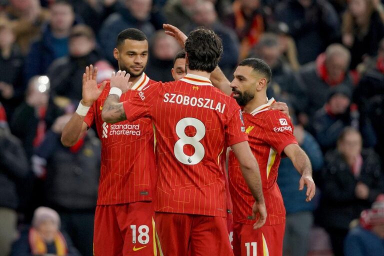 Liverpool 4-1 Ipswich Gakpo marchează de două ori în victoria ușoară a Reds.