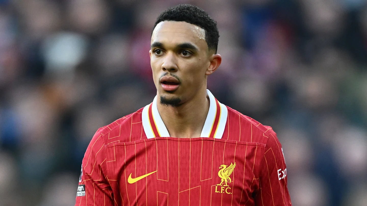 Arne Slot confirmă starea de sănătate a lui Trent Alexander-Arnold înainte de semifinala Cupei Carabao